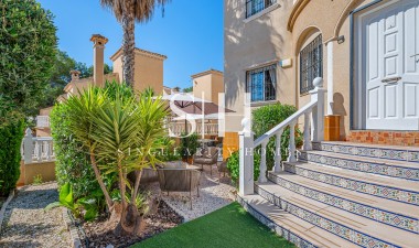 Återförsäljning - Villa - Orihuela Costa - Costa Blanca