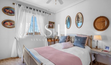 Återförsäljning - Villa - Orihuela Costa - Costa Blanca