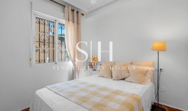 Återförsäljning - Villa - Orihuela Costa - Costa Blanca