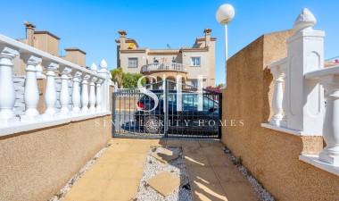 Återförsäljning - Villa - Orihuela Costa - Costa Blanca