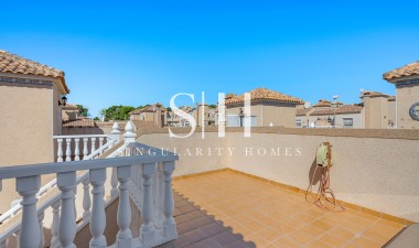 Återförsäljning - Villa - Orihuela Costa - Costa Blanca