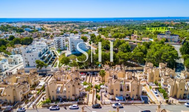 Återförsäljning - Villa - Orihuela Costa - Costa Blanca
