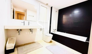 Resale - Apartment / flat - Orihuela Costa - Costa Blanca
