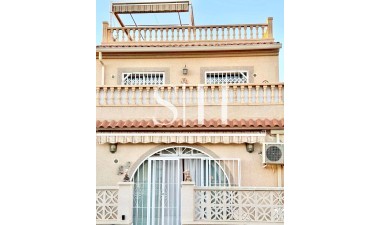 Resale - House - Torrevieja - Costa Blanca
