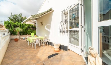Återförsäljning - Villa - Orihuela Costa - La Florida