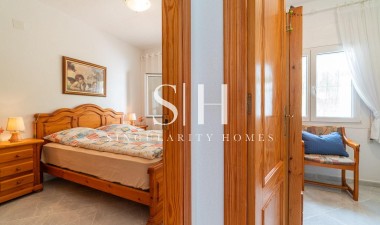 Återförsäljning - Villa - Orihuela Costa - La Florida