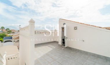 Återförsäljning - Villa - Orihuela Costa - La Florida