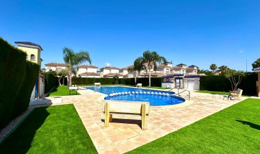 Resale - Villa - Guardamar del Segura - EL RASO