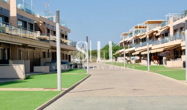 Wiederverkauf - Bungalow - Pilar de la Horadada - Costa Blanca