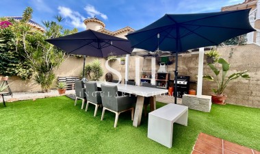 Återförsäljning - Villa - Orihuela Costa - Costa Blanca