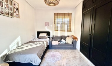 Återförsäljning - Villa - Orihuela Costa - Costa Blanca