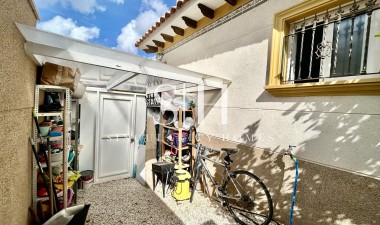 Återförsäljning - Villa - Orihuela Costa - Costa Blanca