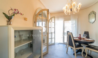 Odsprzedaż - Villa - Orihuela Costa - Playa Flamenca