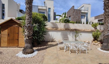 Wiederverkauf - Villa - Orihuela Costa - Cabo Roig