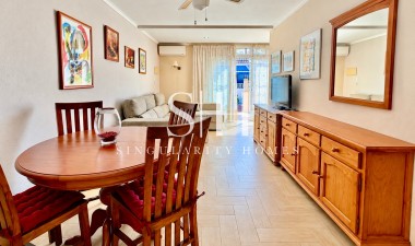 Resale - House - Torrevieja - La Siesta/ El Chaparral