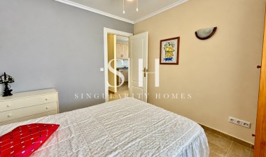 Resale - House - Torrevieja - La Siesta/ El Chaparral