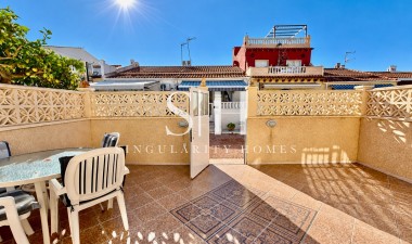 Resale - House - Torrevieja - La Siesta/ El Chaparral