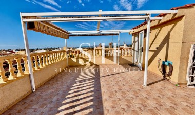 Resale - House - Torrevieja - La Siesta/ El Chaparral