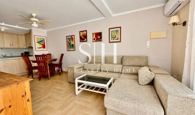 Resale - House - Torrevieja - La Siesta/ El Chaparral