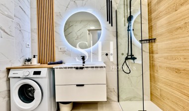 Herverkoop - Appartement / flat - Torrevieja - Puerto