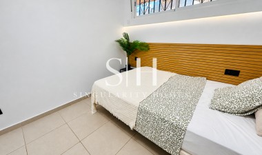 Herverkoop - Appartement / flat - Torrevieja - Puerto