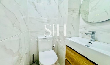 Herverkoop - Appartement / flat - Torrevieja - Puerto