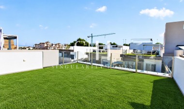 Resale - Villa - Orihuela Costa - Villamartin