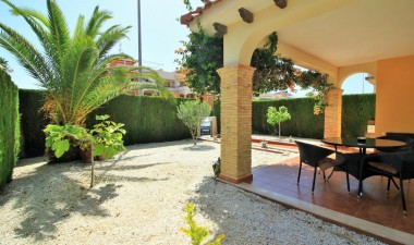 Resale - Townhouse - Orihuela Costa - Punta Prima