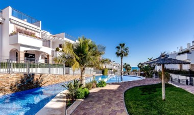 Resale - Apartment / flat - Torrevieja - La Mata