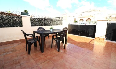 Resale - Townhouse - Torrevieja - Aguas nuevas 1