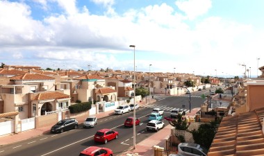 Resale - Townhouse - Torrevieja - Aguas nuevas 1