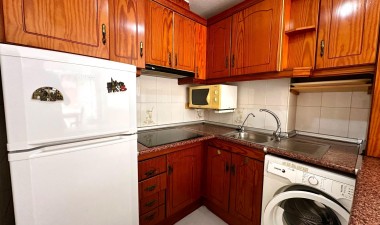 Resale - Apartment / flat - Torrevieja - Centro