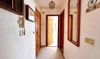 Resale - Apartment / flat - Torrevieja - Centro