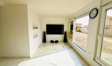 Resale - House - Torrevieja - Los altos