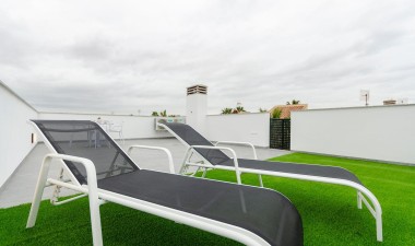 Obra nueva - Villa - Torrevieja - Torretas