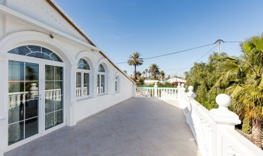 Resale - Villa - La marina - Alicante