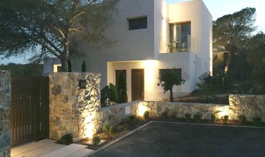 Resale - Villa - Orihuela - Las Colinas Golf