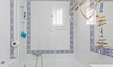 Resale - Bungalow - Torrevieja - Aguas nuevas 1