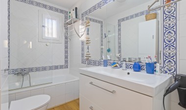 Resale - Bungalow - Torrevieja - Aguas nuevas 1