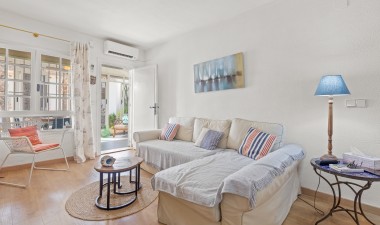 Resale - Bungalow - Torrevieja - Aguas nuevas 1