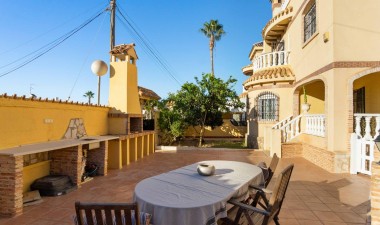 Resale - Villa - Orihuela Costa - La Florida