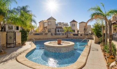 Resale - Villa - Orihuela Costa - La Florida