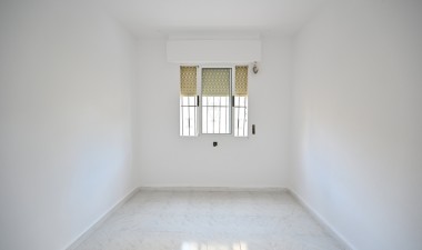 Resale - Bungalow - Torrevieja - Costa Blanca