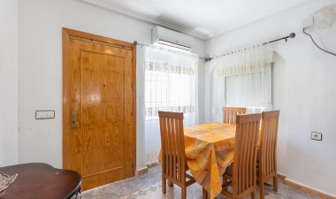 Resale - Bungalow - Torrevieja - El Limonar