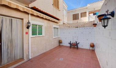 Resale - Bungalow - Torrevieja - Costa Blanca