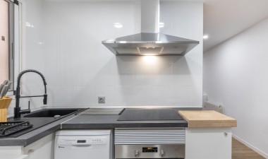 Resale - Apartment / flat - Torrevieja - Centro