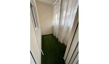 Resale - Apartment / flat - Torrevieja - Centro