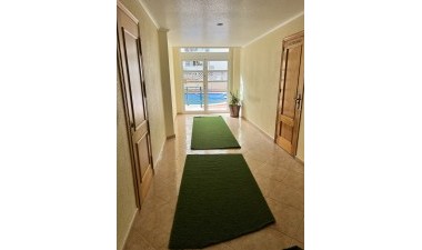 Resale - Apartment / flat - Torrevieja - Centro