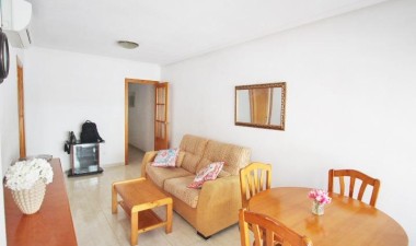 Resale - Apartment / flat - Guardamar del Segura - Calle Cartagena