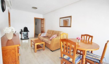 Resale - Apartment / flat - Guardamar del Segura - Calle Cartagena